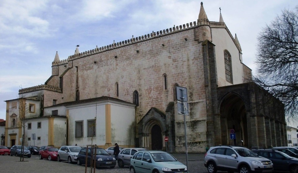 Монастырь и церковь Сан-Франсишку