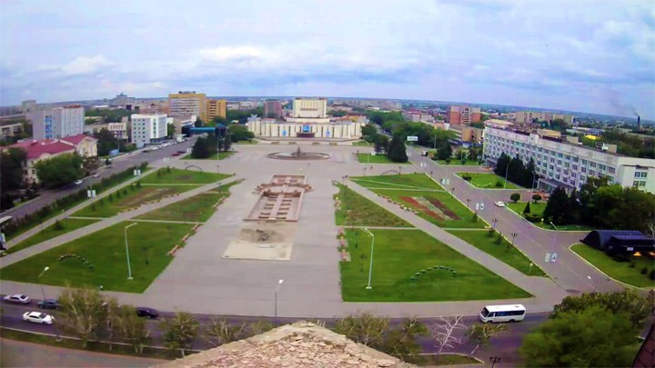 Веб-камера центральной площади (Абая) города Семей, Казахстан