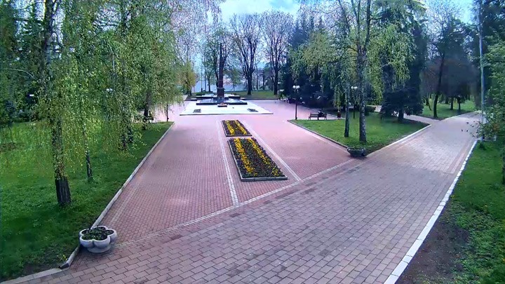 Веб-камера в Атажукинском саду