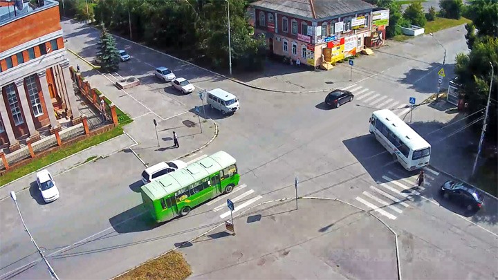 Веб-камера на перекрёстке Ленина/Мопровский в Бийске