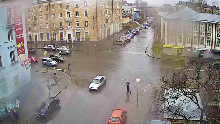 Веб-камера на перекрёстке Ленина Герцена
