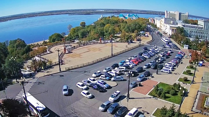 Веб-камера на перекрёстке Шевченко и Муравьёва-Амурского в Хабаровске