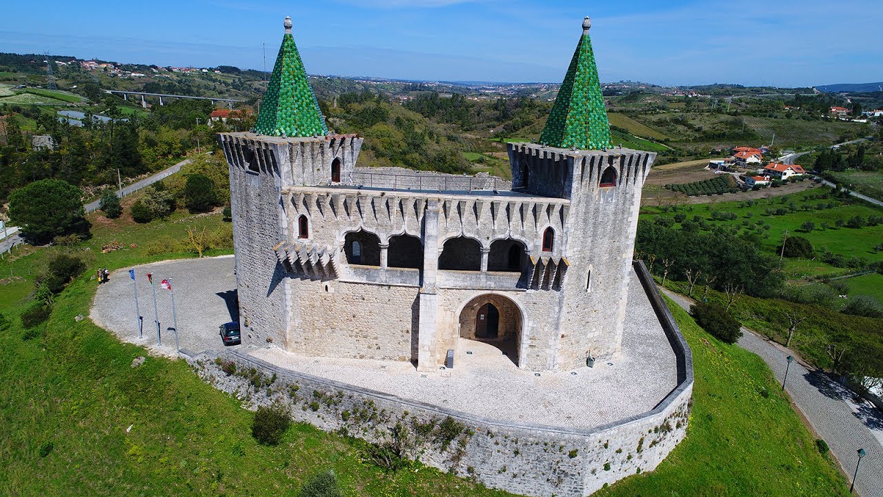 Замок Порту-де-Мош