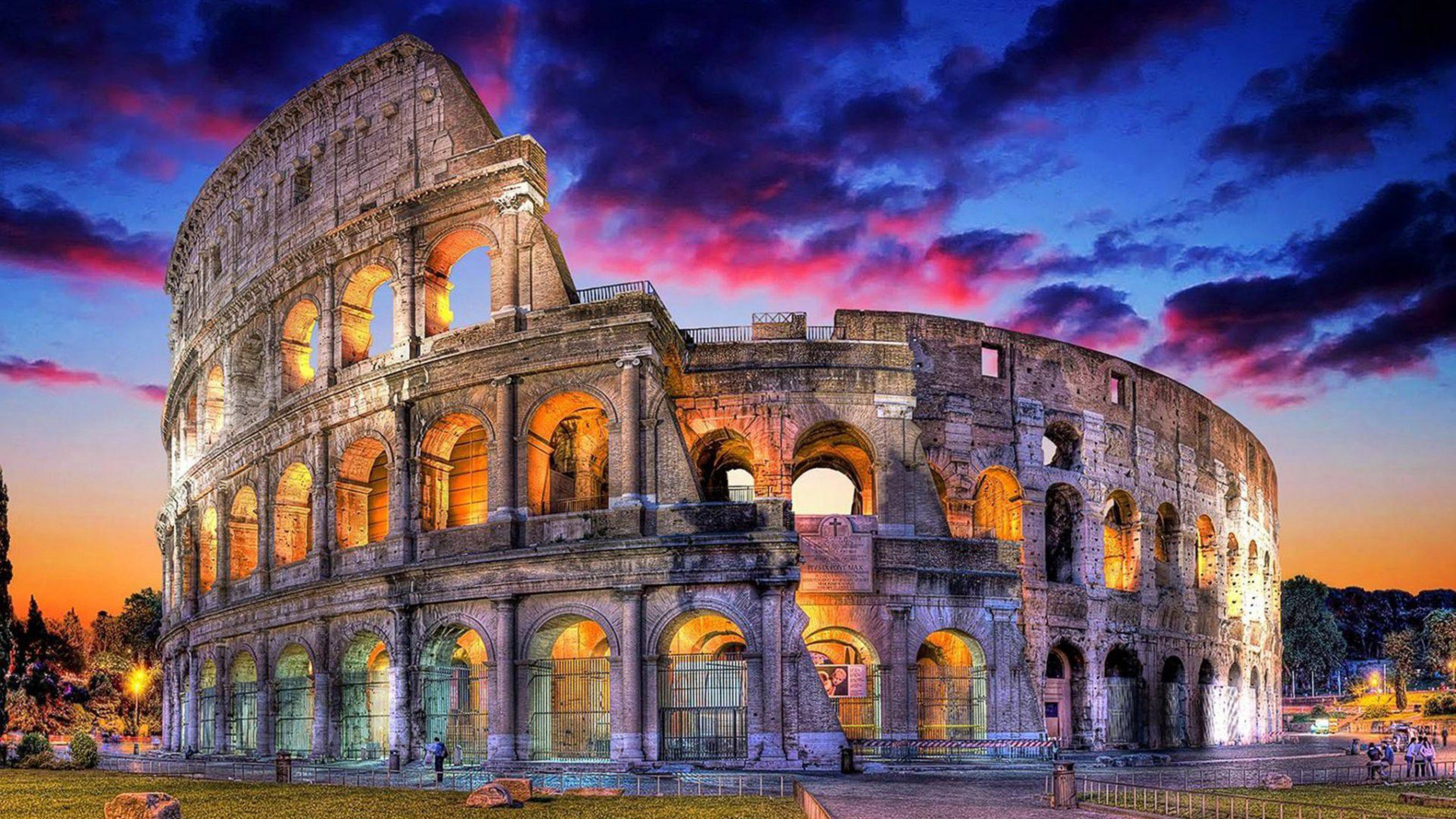 Римский Колизей, Италия
