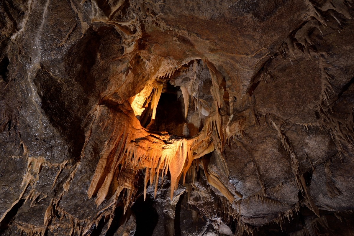 Пещеры Марбл-Арч