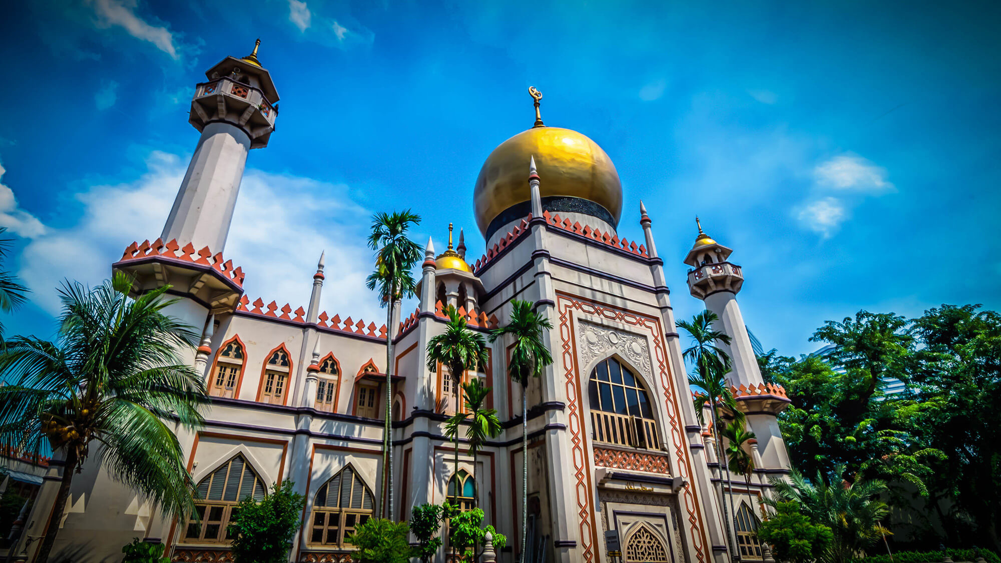 Мечеть шри ланка. Мечеть Султана Хуссейна Сингапур. Мечеть Султана Хуссейна в Сингапуре фото. Мечети и храмы в Сингапуре.
